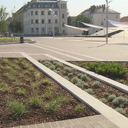 アパート Dunalux ジュール